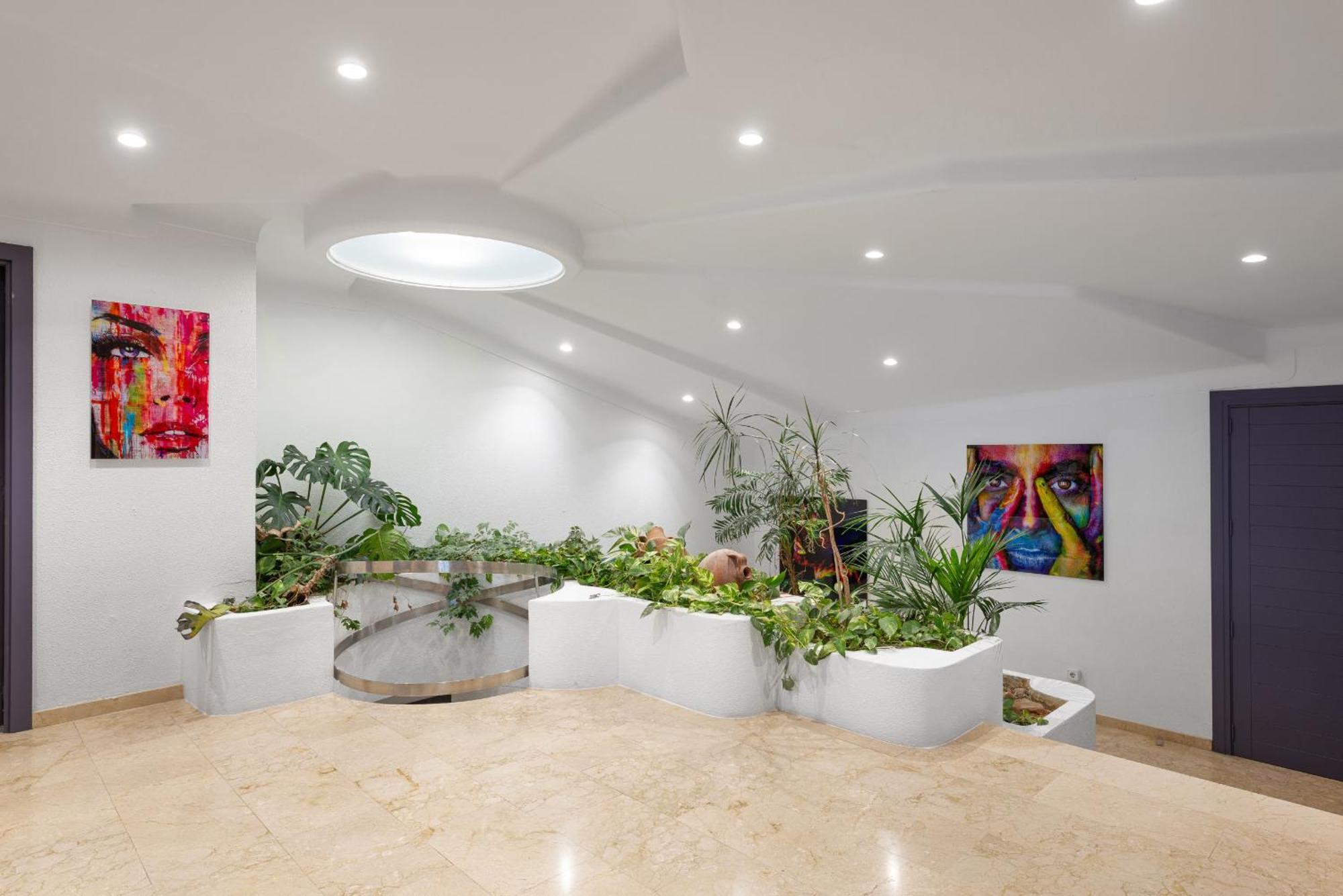 Villa President, Con Piscina Privada Alcanada Exteriör bild