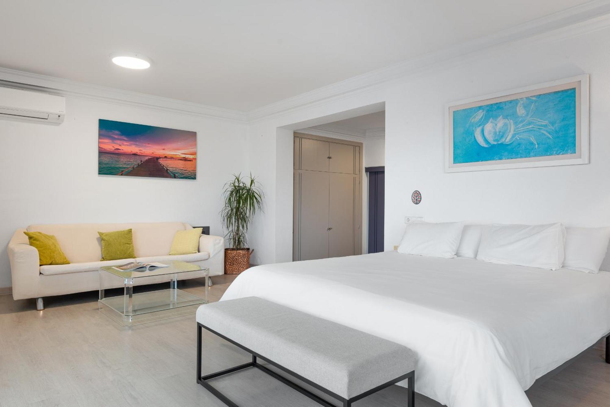 Villa President, Con Piscina Privada Alcanada Exteriör bild