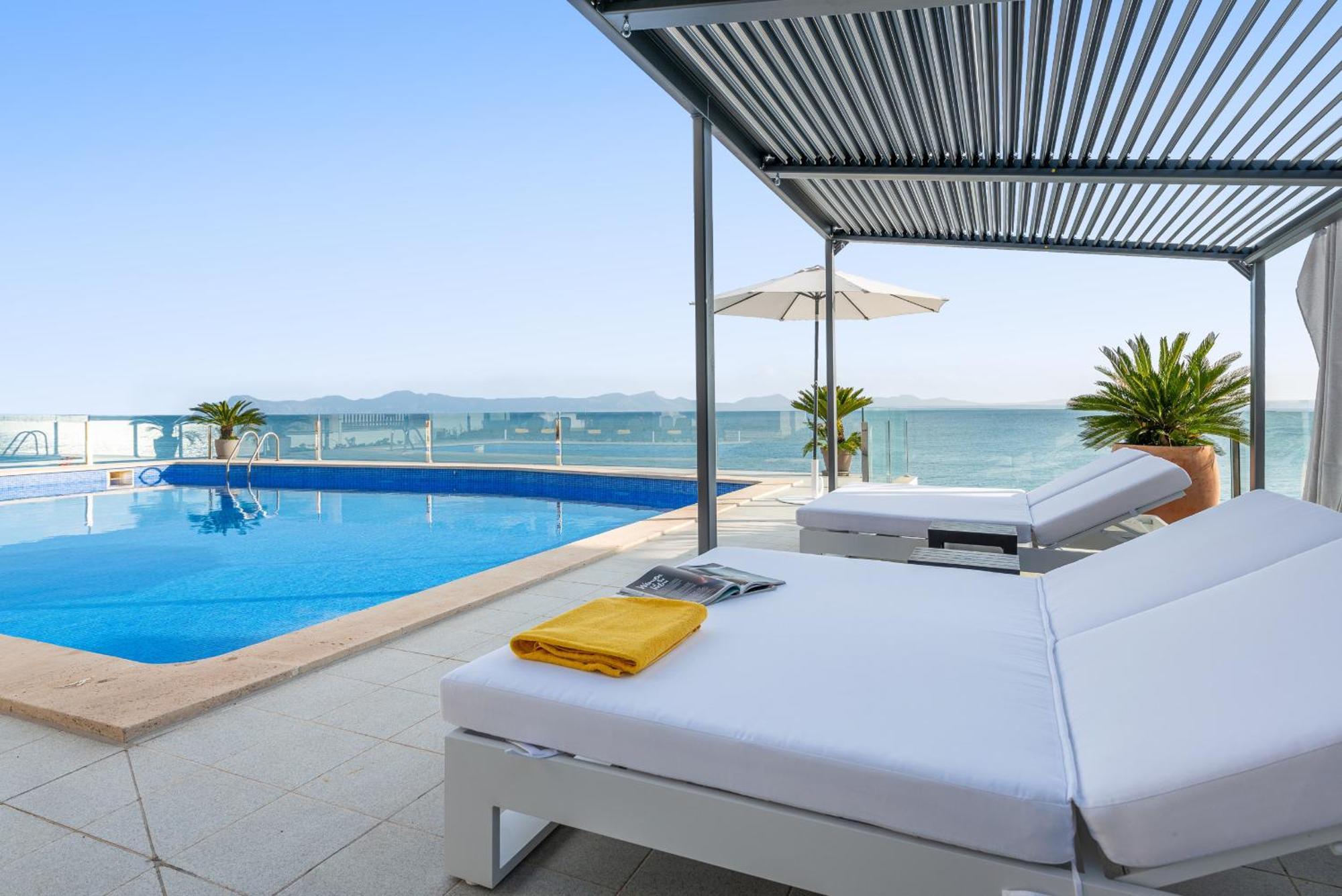 Villa President, Con Piscina Privada Alcanada Exteriör bild